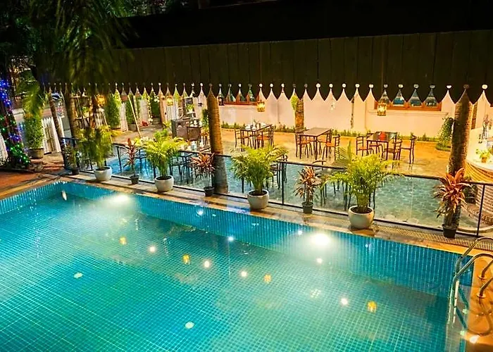 City Inn Hotel 2*