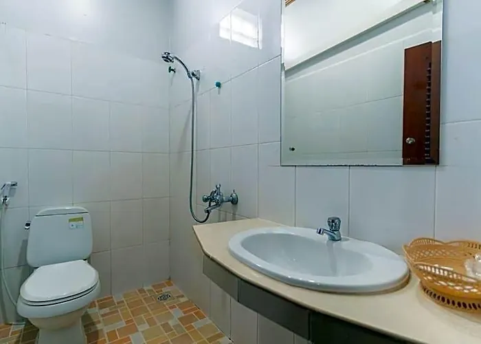 City Inn Hotel Hotel 2*